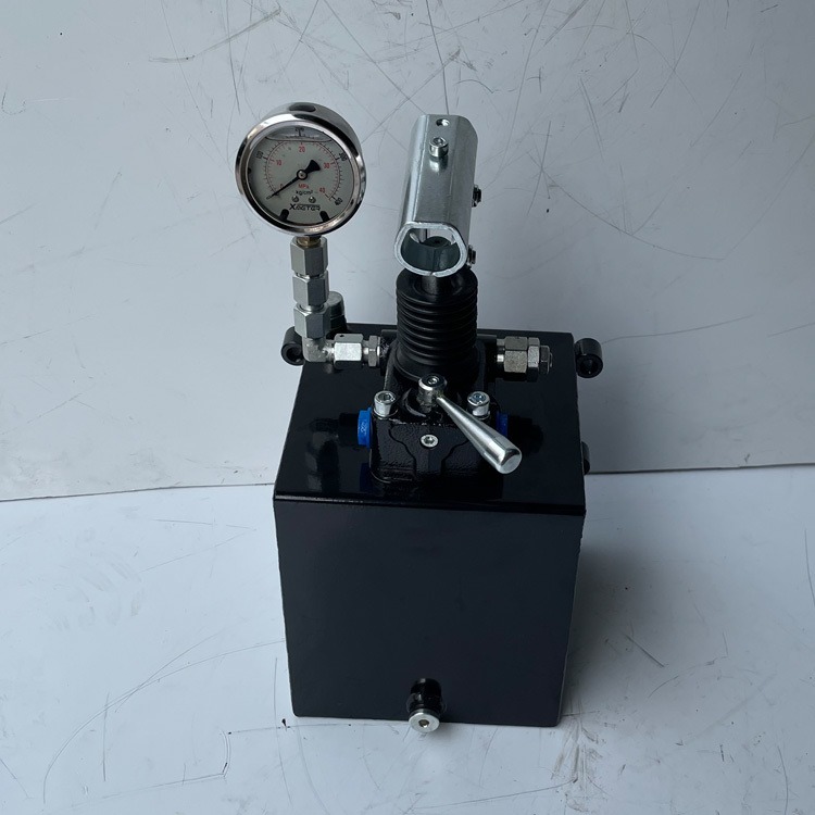 液压手动泵PM25CC-溢流阀-5L铁油箱-压力表图片