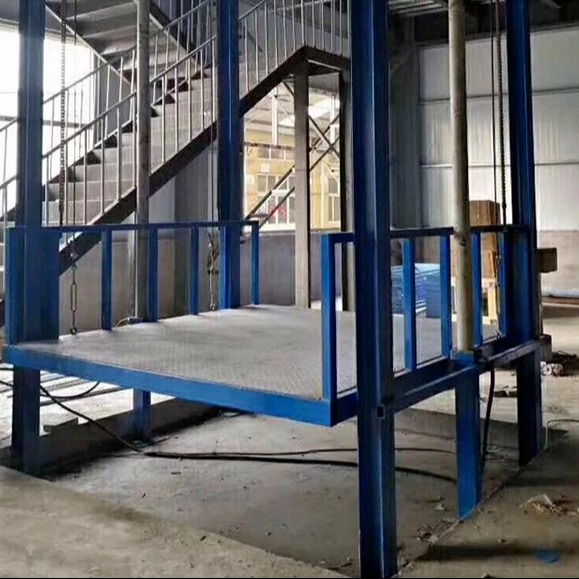 货梯升降平台厂家 轿厢式货梯 工厂升降货梯启运机械定制