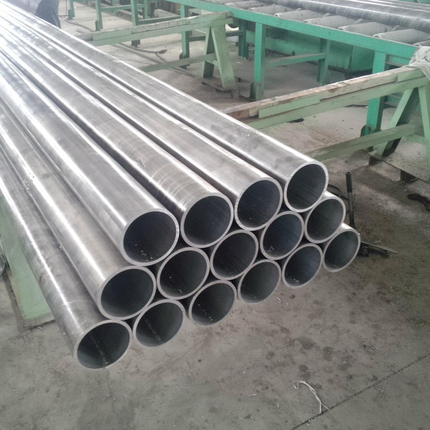 7075超硬铝管 6063-T5铝方管 6A01铝合金管
